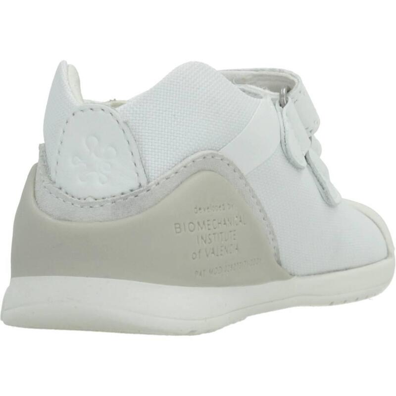 Ténis Biomecanics Modelo 232129b Cor Branco