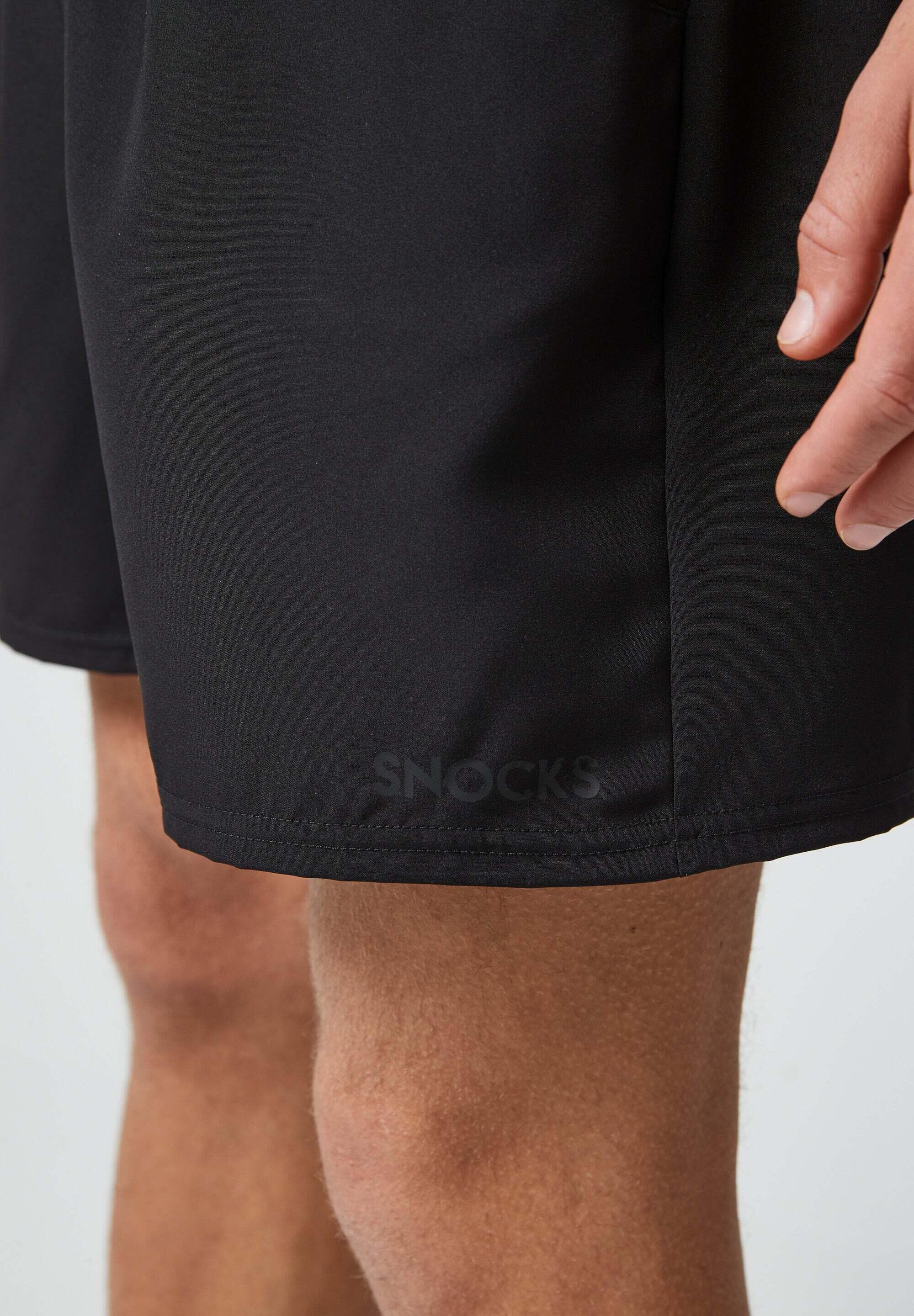 KURZE SPORTHOSE HERREN 6/7