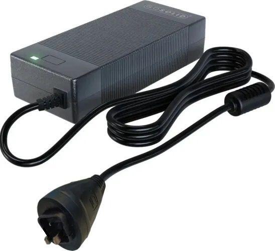 GO SOLID! Acculader geschikt voor Stella E-Bike 42V 2A 3 polig 1/2