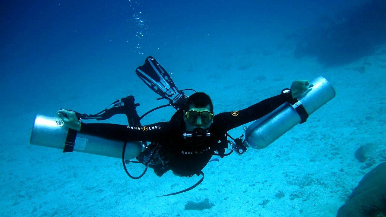 DECATHLON TRAVEL picture