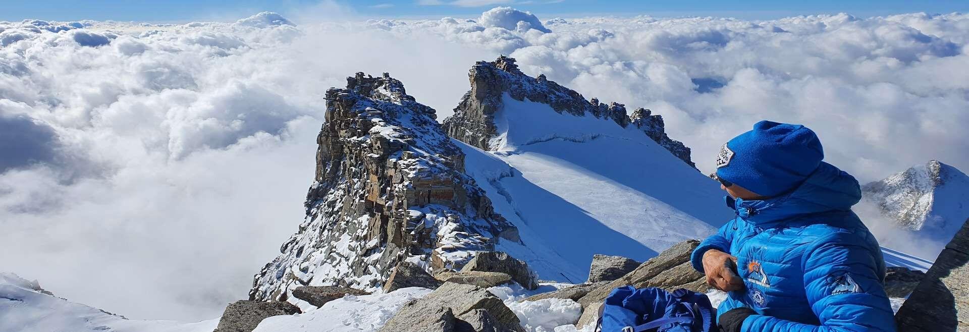DECATHLON TRAVEL picture