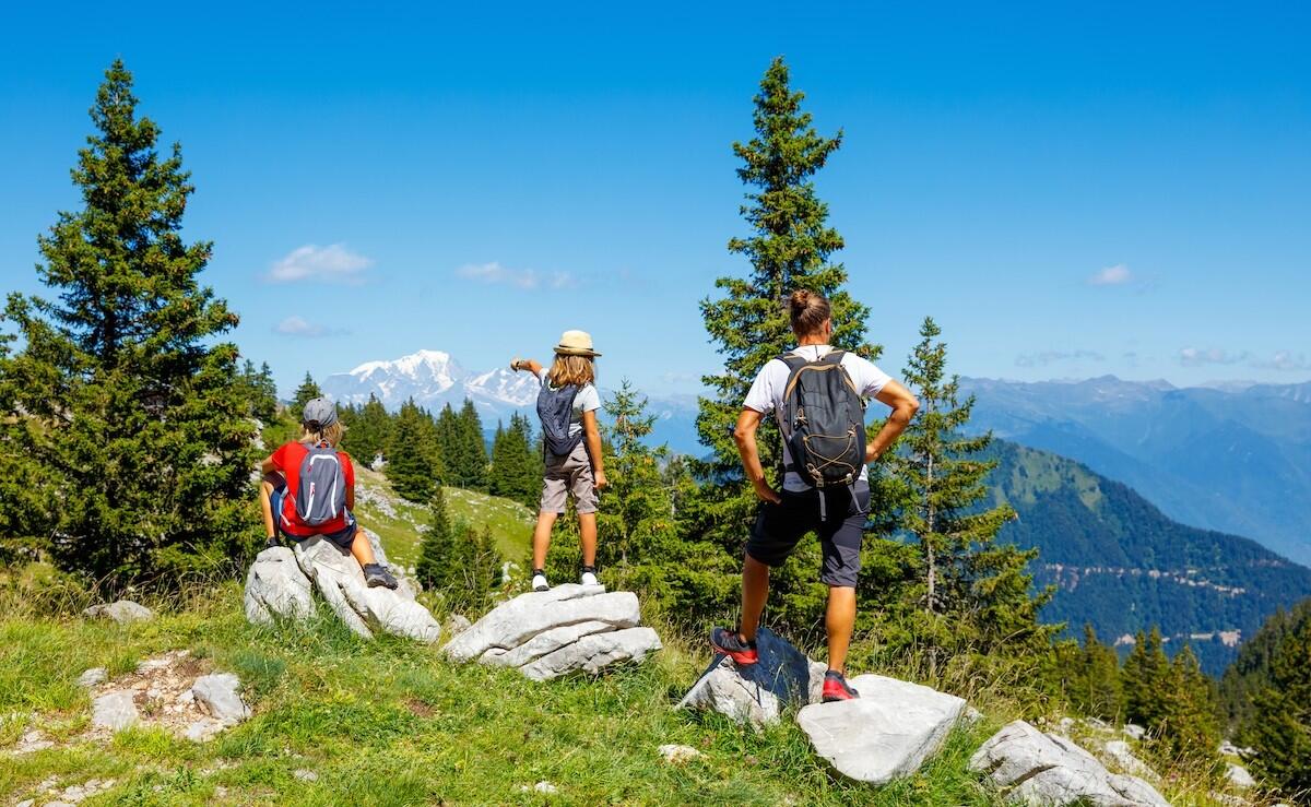 DECATHLON TRAVEL picture