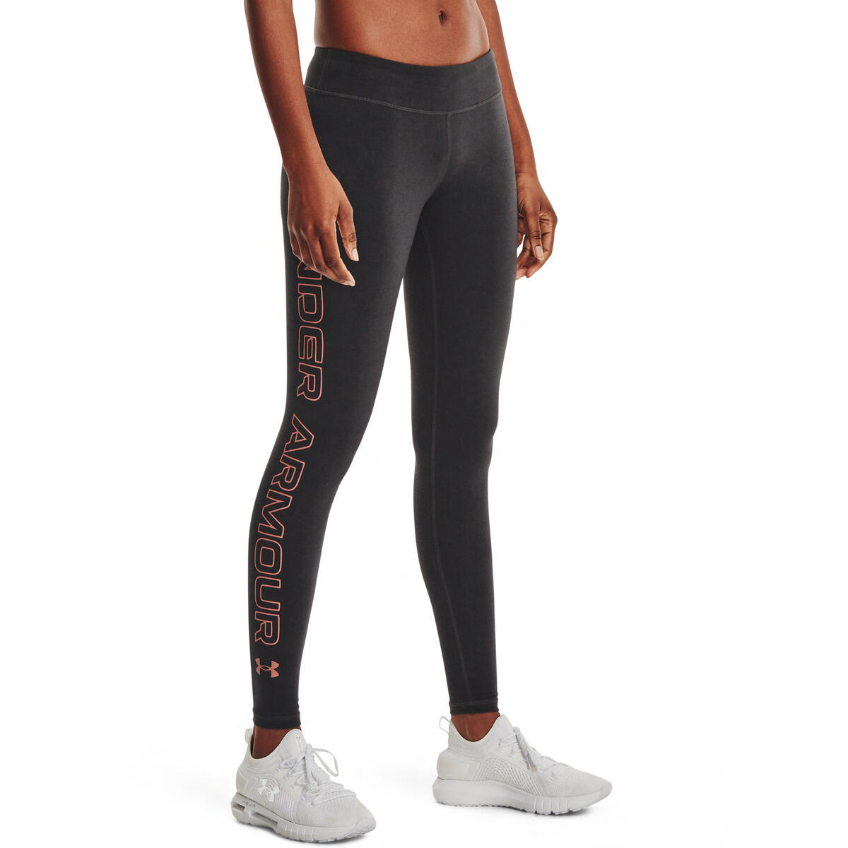 UNDER ARMOUR picture
