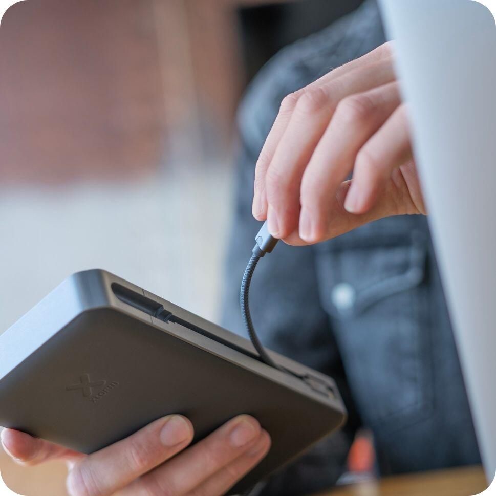 XTORM Powerbank Titan Ultra 27000 mAh 200W czarny