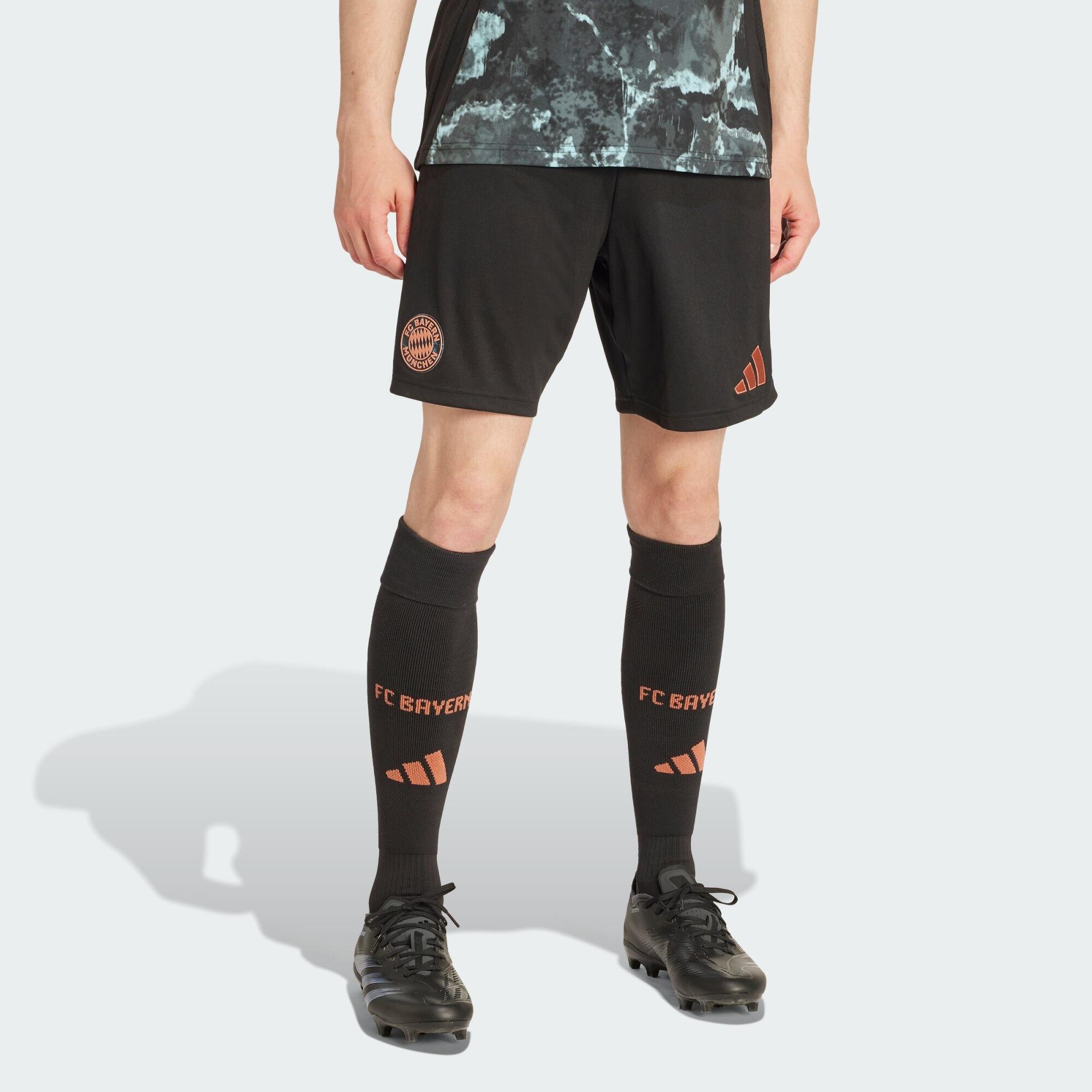 FC Bayern outdoor shorts 24/25