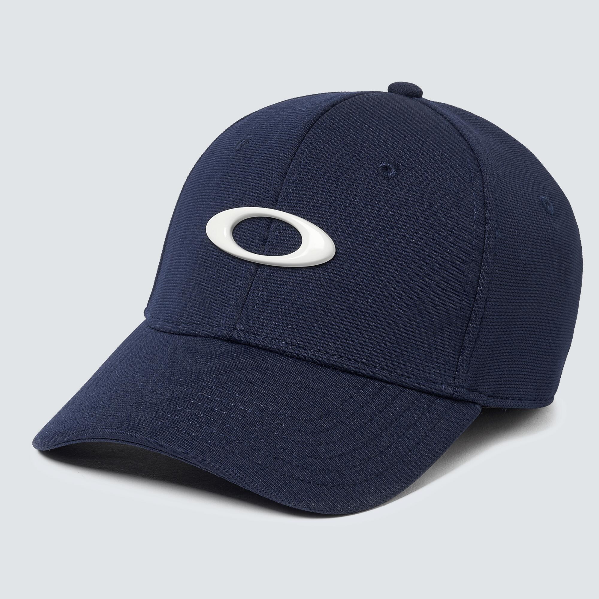 bleu marine.