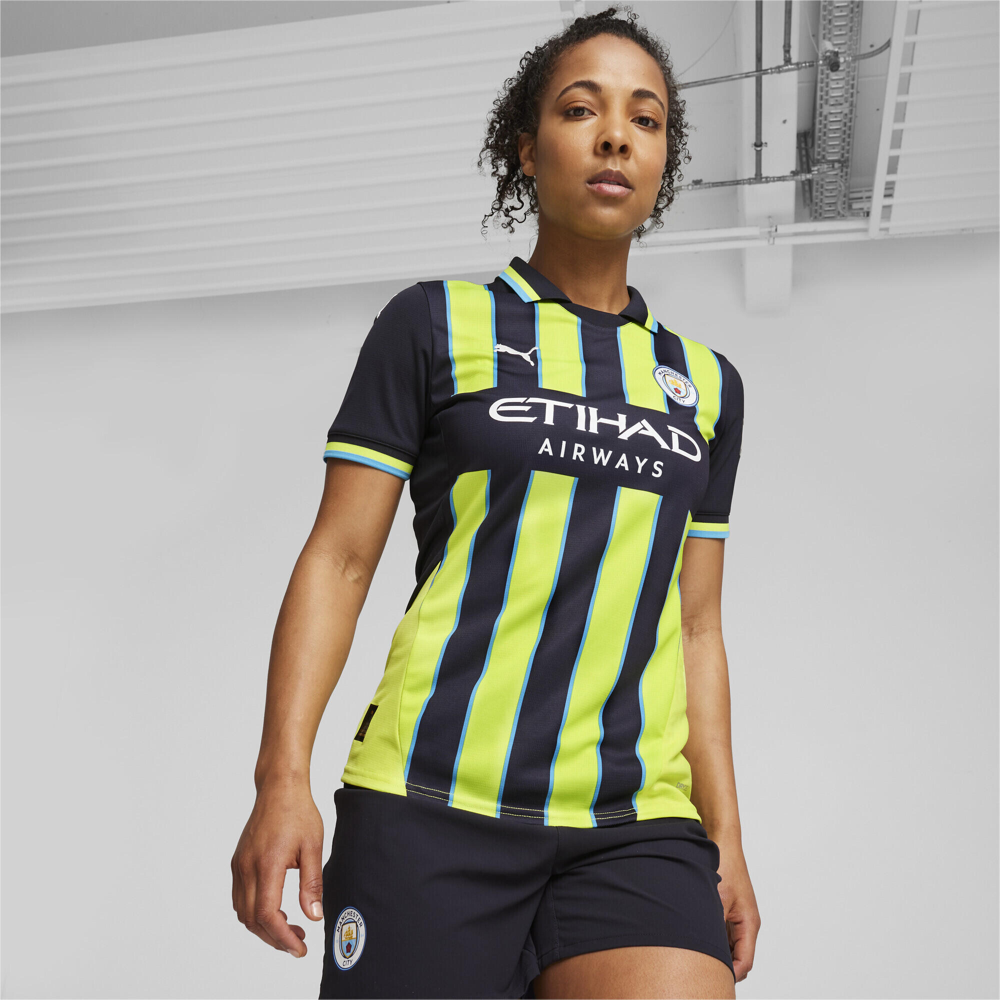 Maillot Away 24/25 Manchester City Femme PUMA New Navy Yellow Glow Blue 2/7