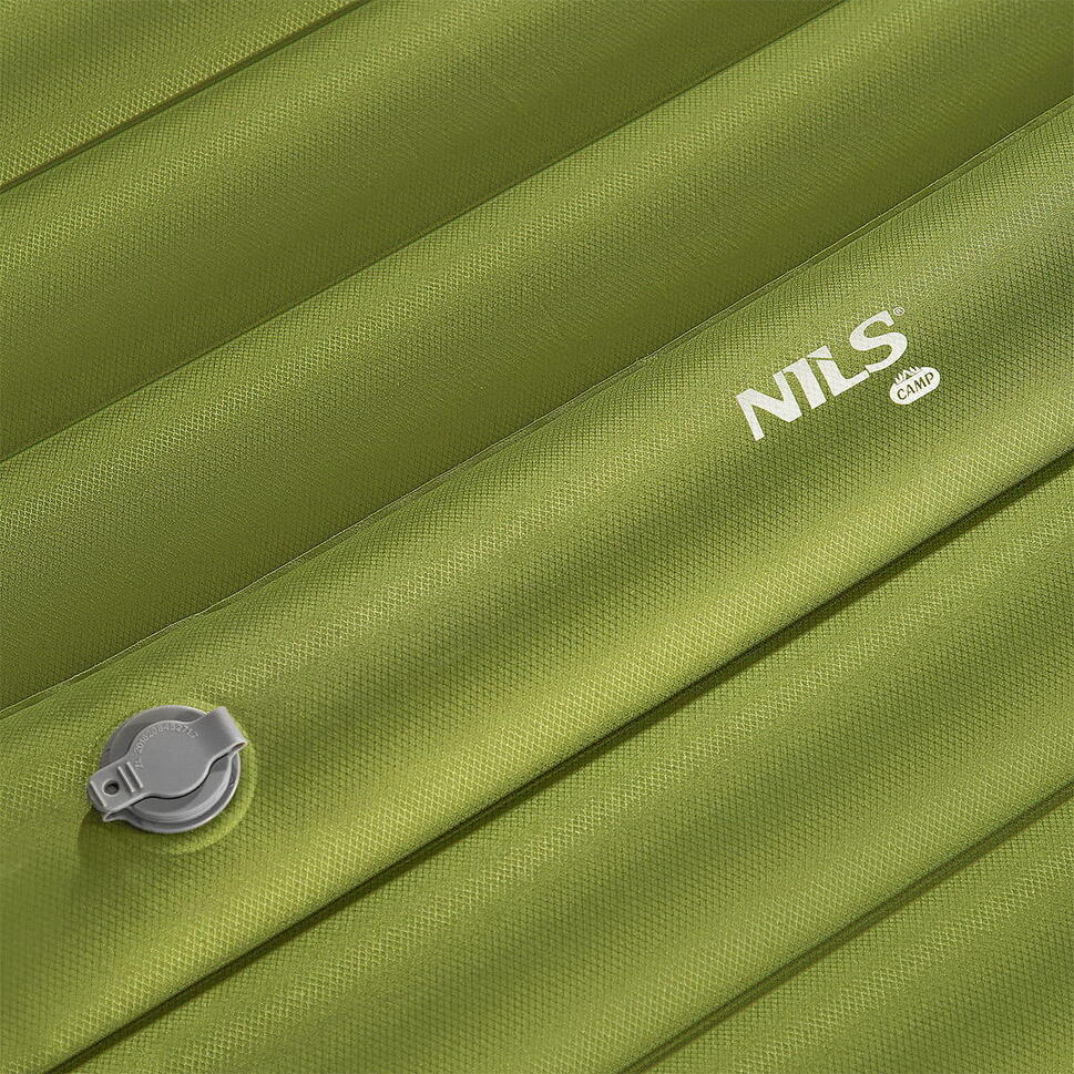 Mata z wbudowaną pompką Nils Camp NC4101
