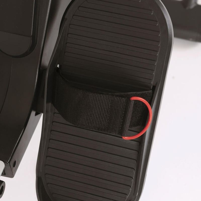 Aparat de vaslit TOORX RWX-200, Volanta 5 Kg, Volanta aer