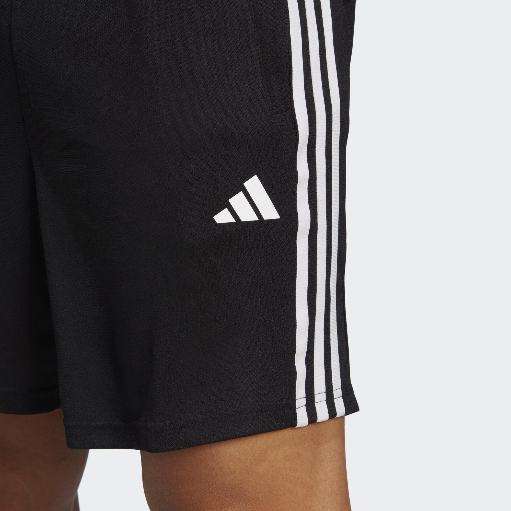 Train Essentials Piqué 3-Stripes Training Shorts 4/5