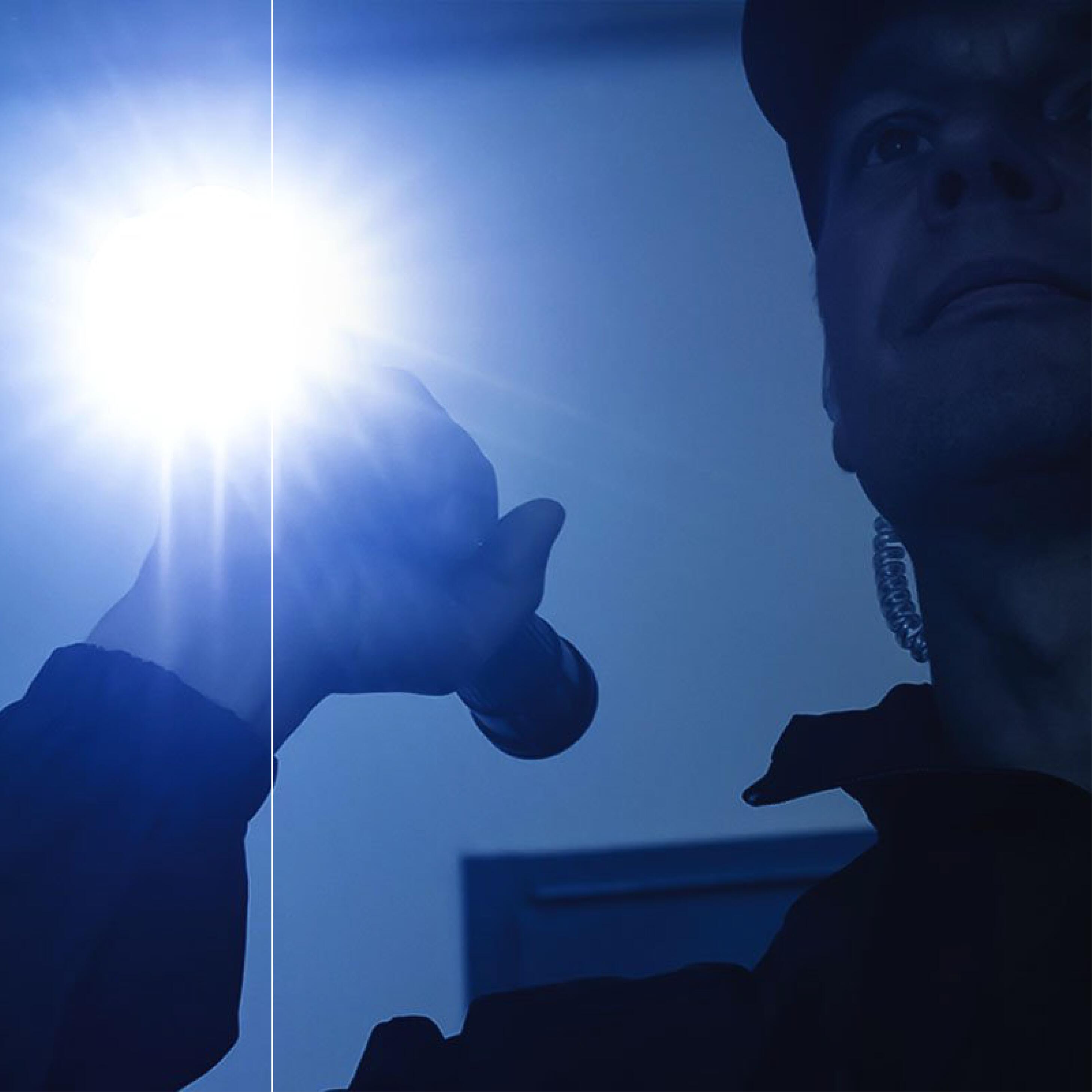 Explorer XPL-C Heavy-Duty LED Torch with Charging Station, USB-C Port 6/6