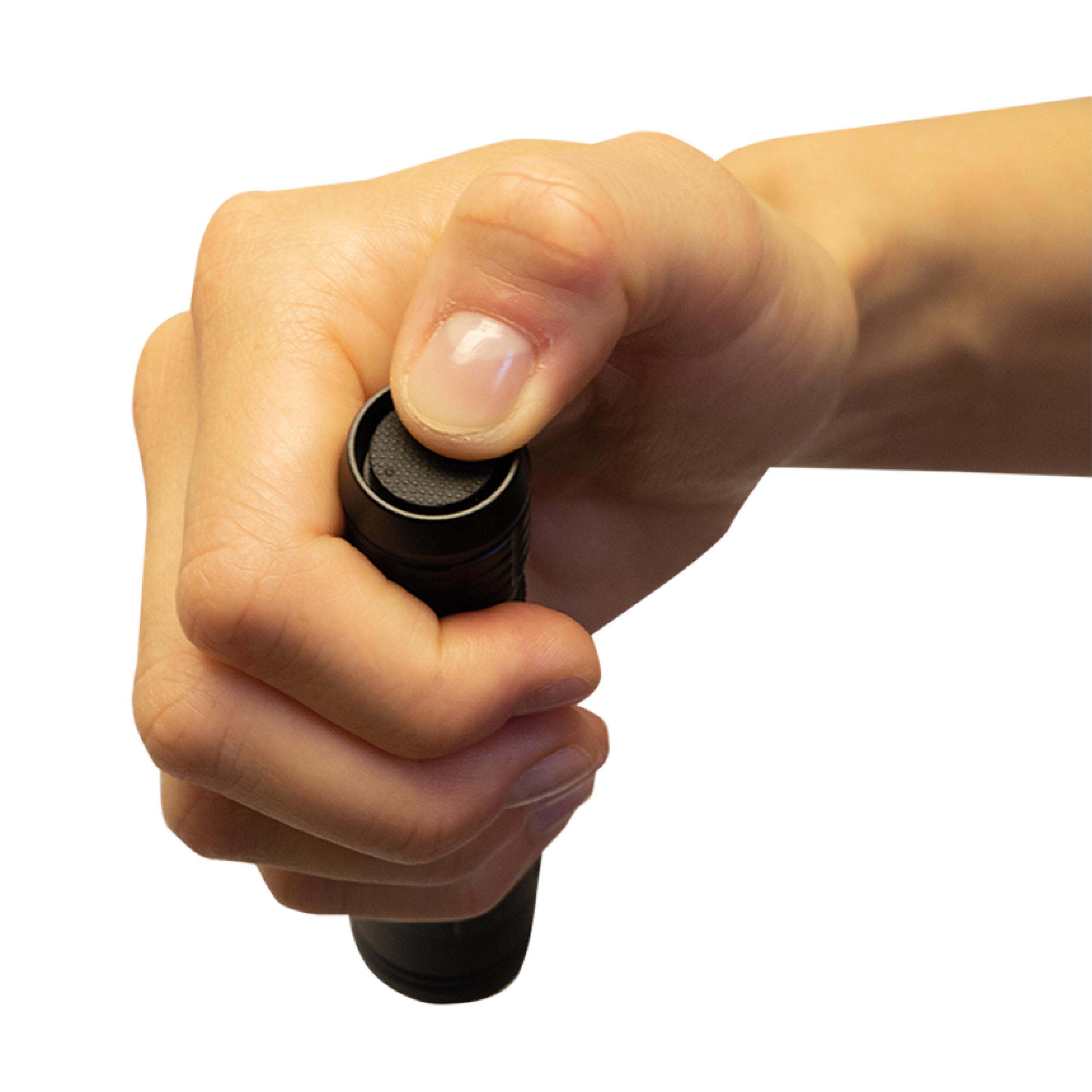 Zoom 1000R Compact Rechargeable LED Torch with Adjustable Spot-to-Flood Zoom 3/7