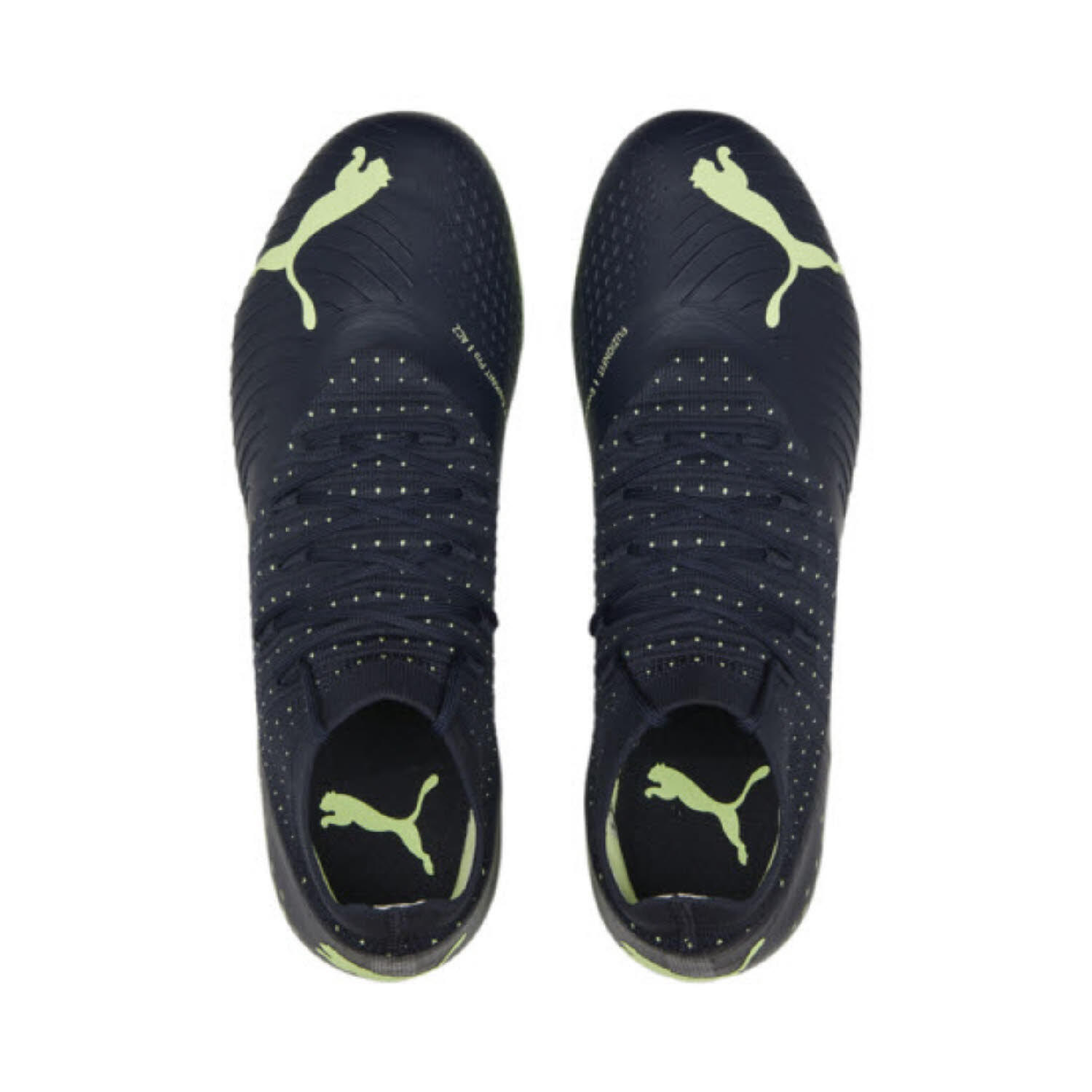 Scarpe da calcio Puma modello 107001-01 per uomini 4/7