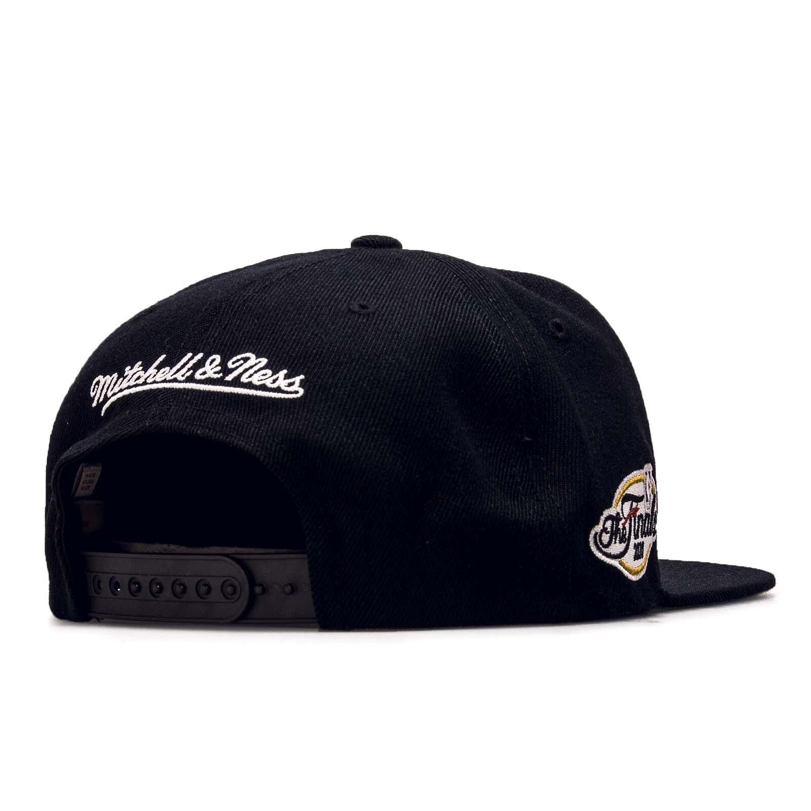 Casquette Mitchell & ness modèle HHSS2976-LALYYPPPBLCK pour unisexe 4/5