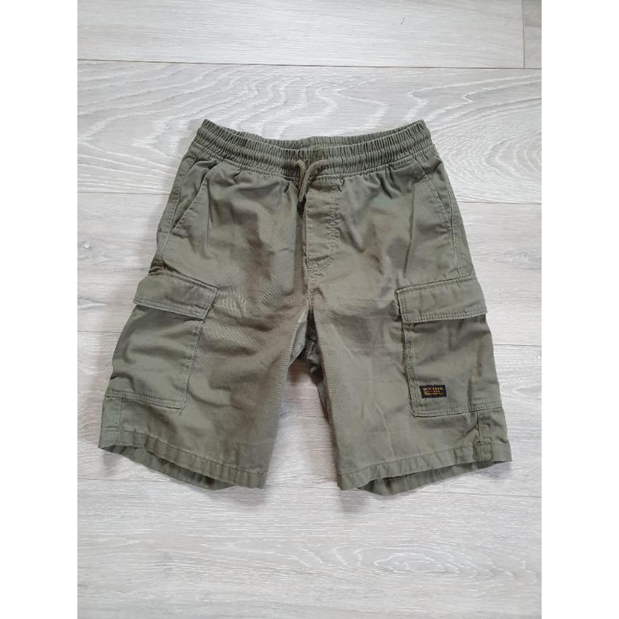 Entre Particuliers - short kaki H&M taille 152