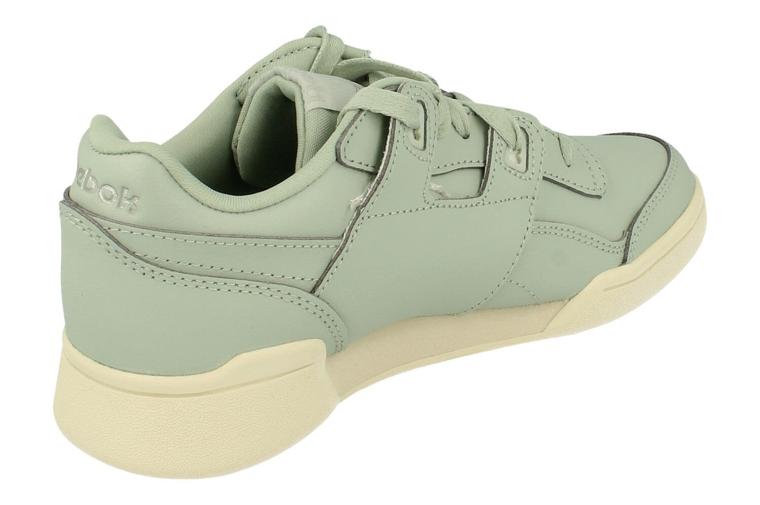 Workout Lo Plus Womens Sneakers 3/5