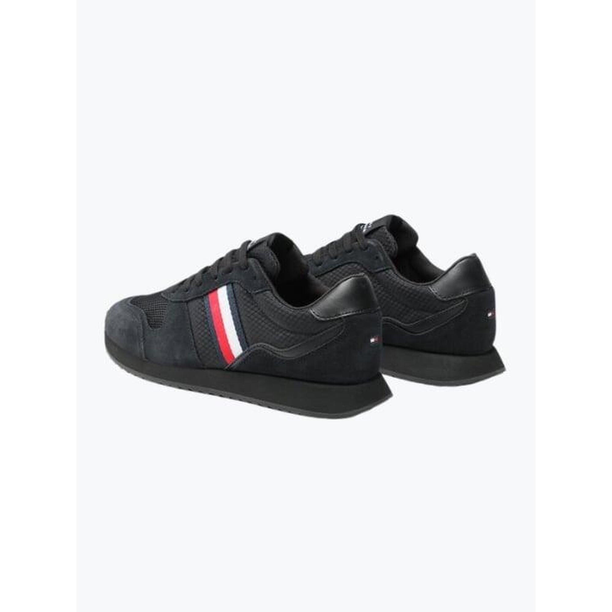 Sneakers barbati Runner Evo Mix cu insertii de piele intoarsa, Negru