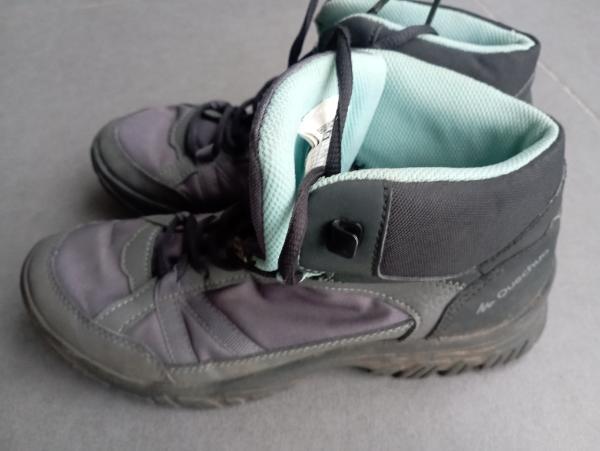 Tussen Particulieren - Grijze wandelschoenen 4/4