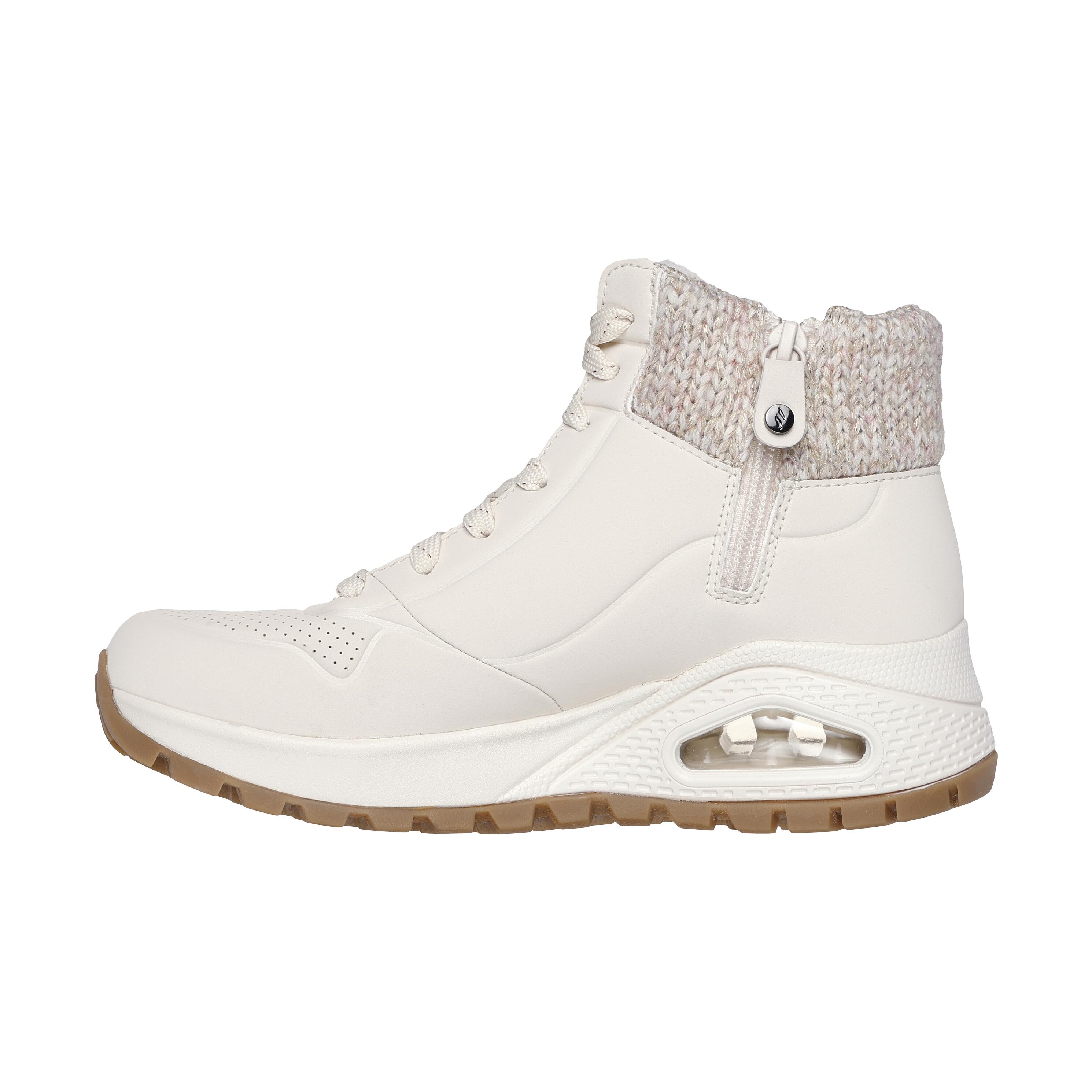SKECHERS picture