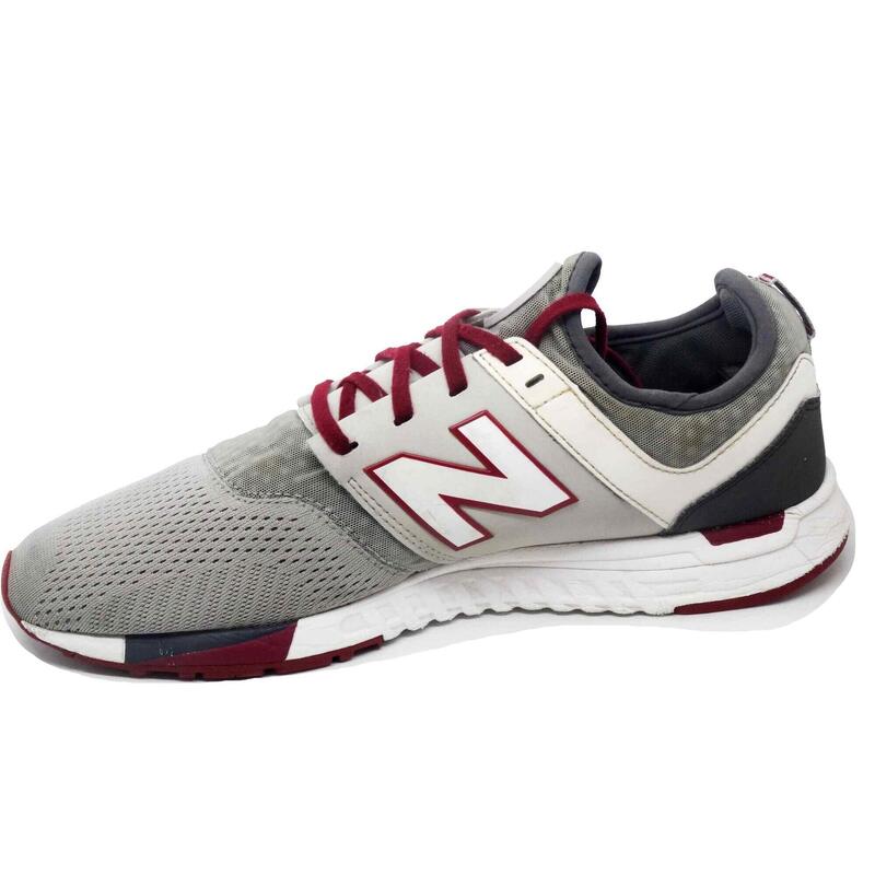 Tweedehands 247 - New Balance Très bon état