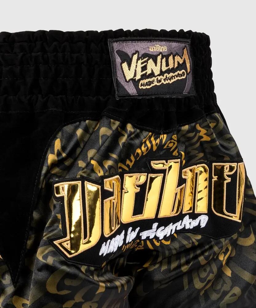 Pantalones cortos de Muay Thai Venum Attack negros y dorados, talla L 5/5