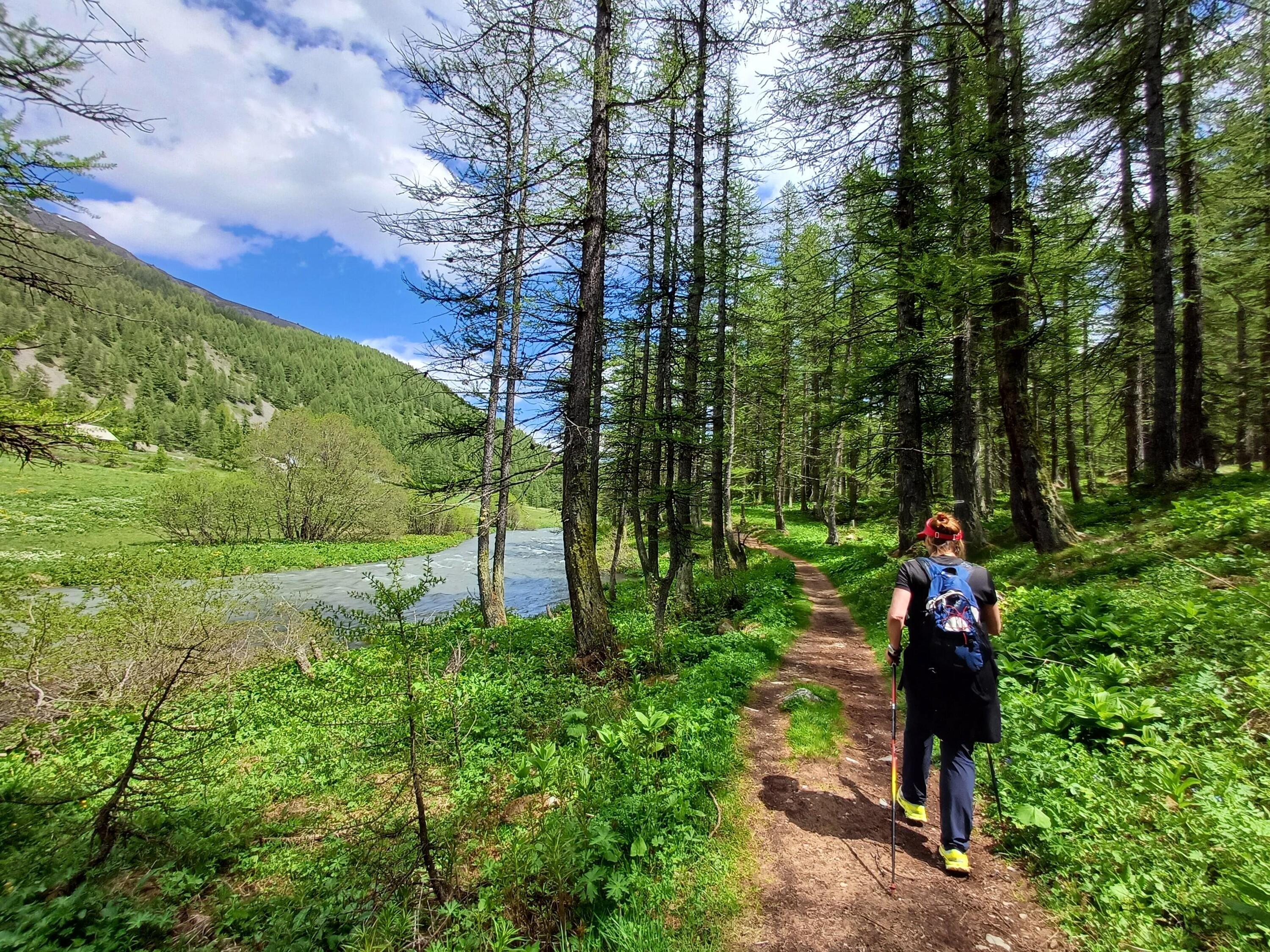 DECATHLON TRAVEL Week-end yoga et randonnée pour vous ressourcer dans les Ecrins