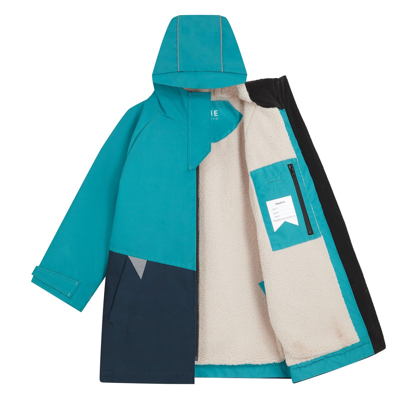 Weather Resistant Changing Robe, Atlantic Blue 2/7