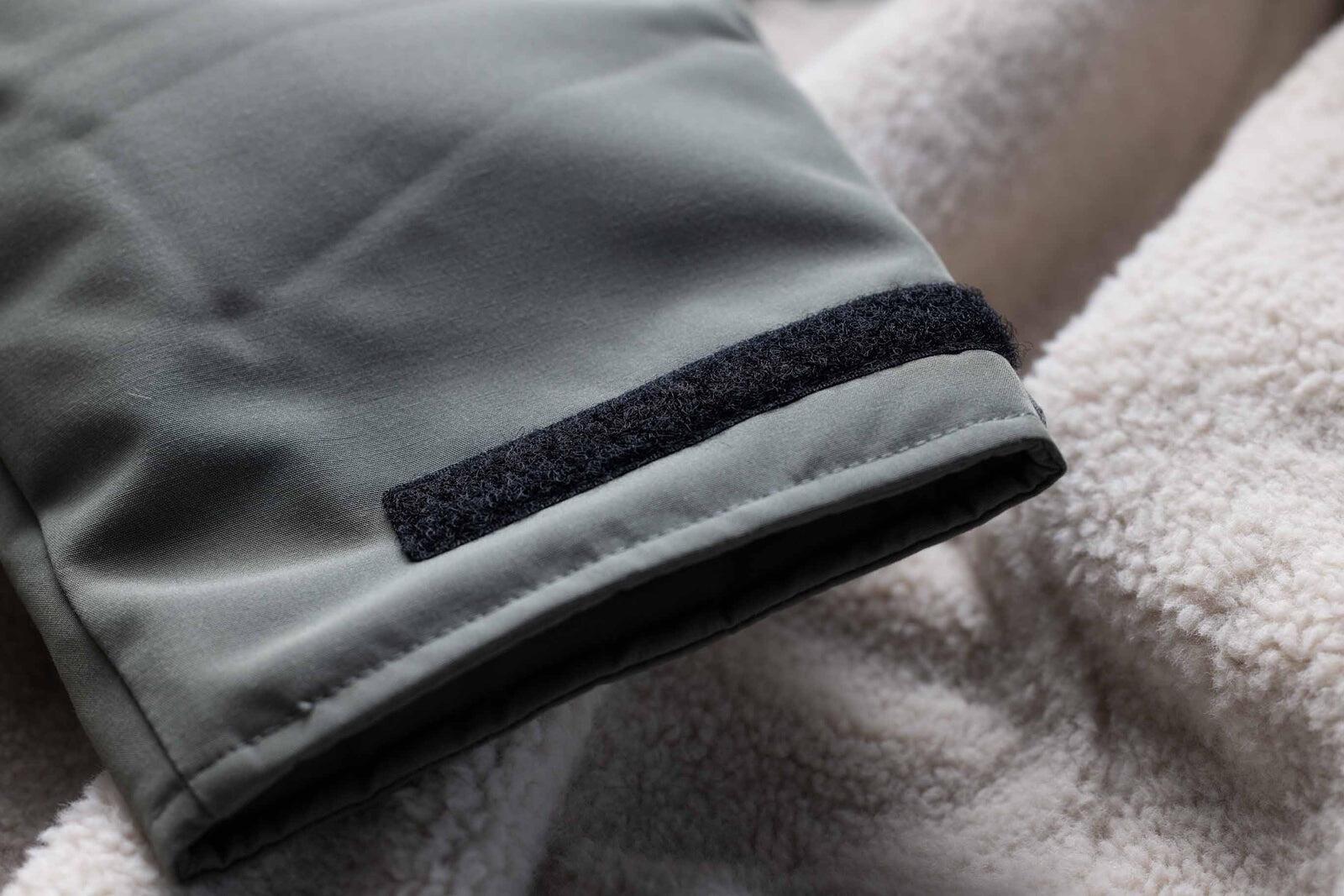 Weather Resistant Changing Robe, Atlantic Blue 7/7