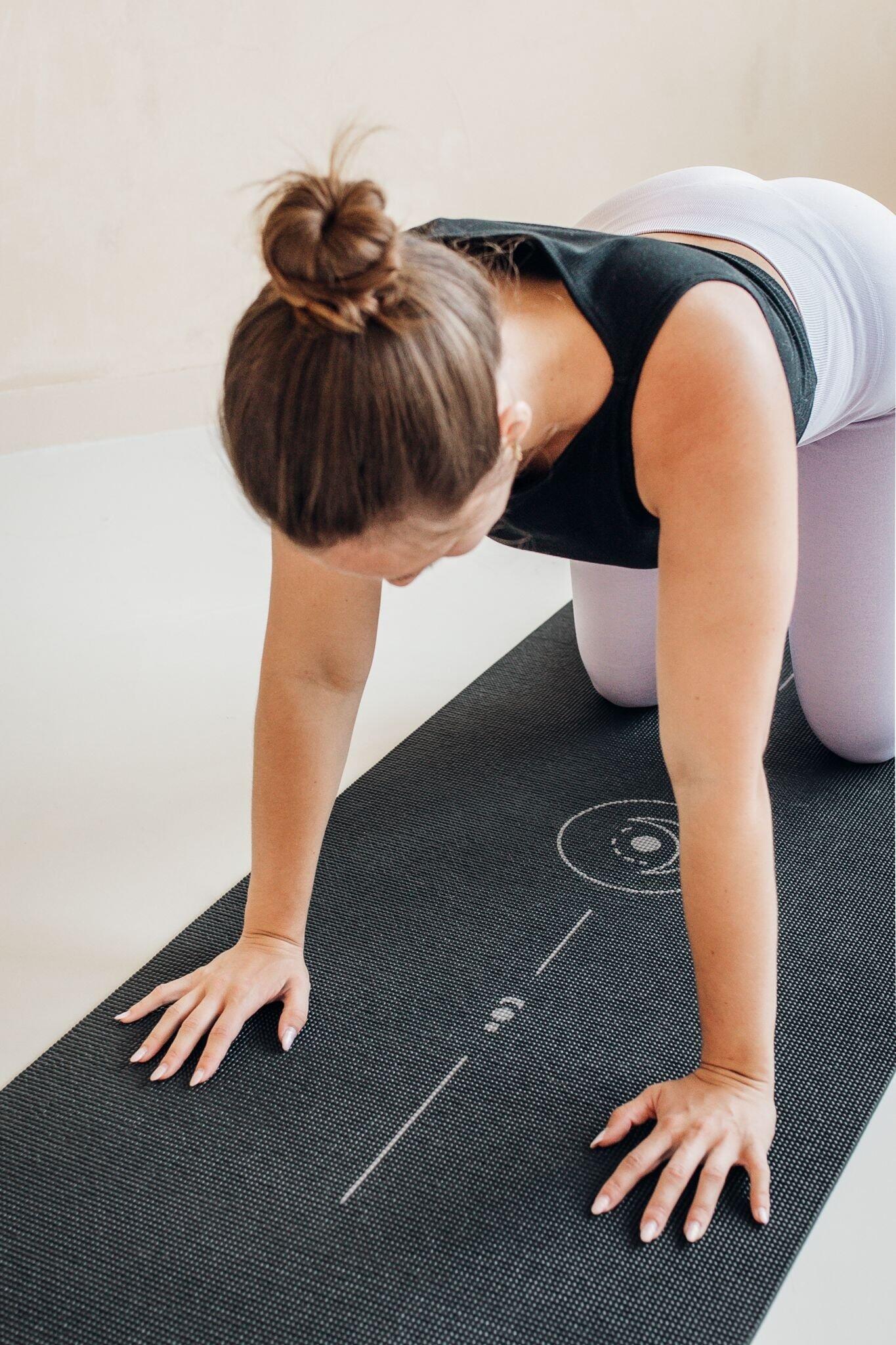 Lotus Yogamat sticky extra dik align zwart 3/5