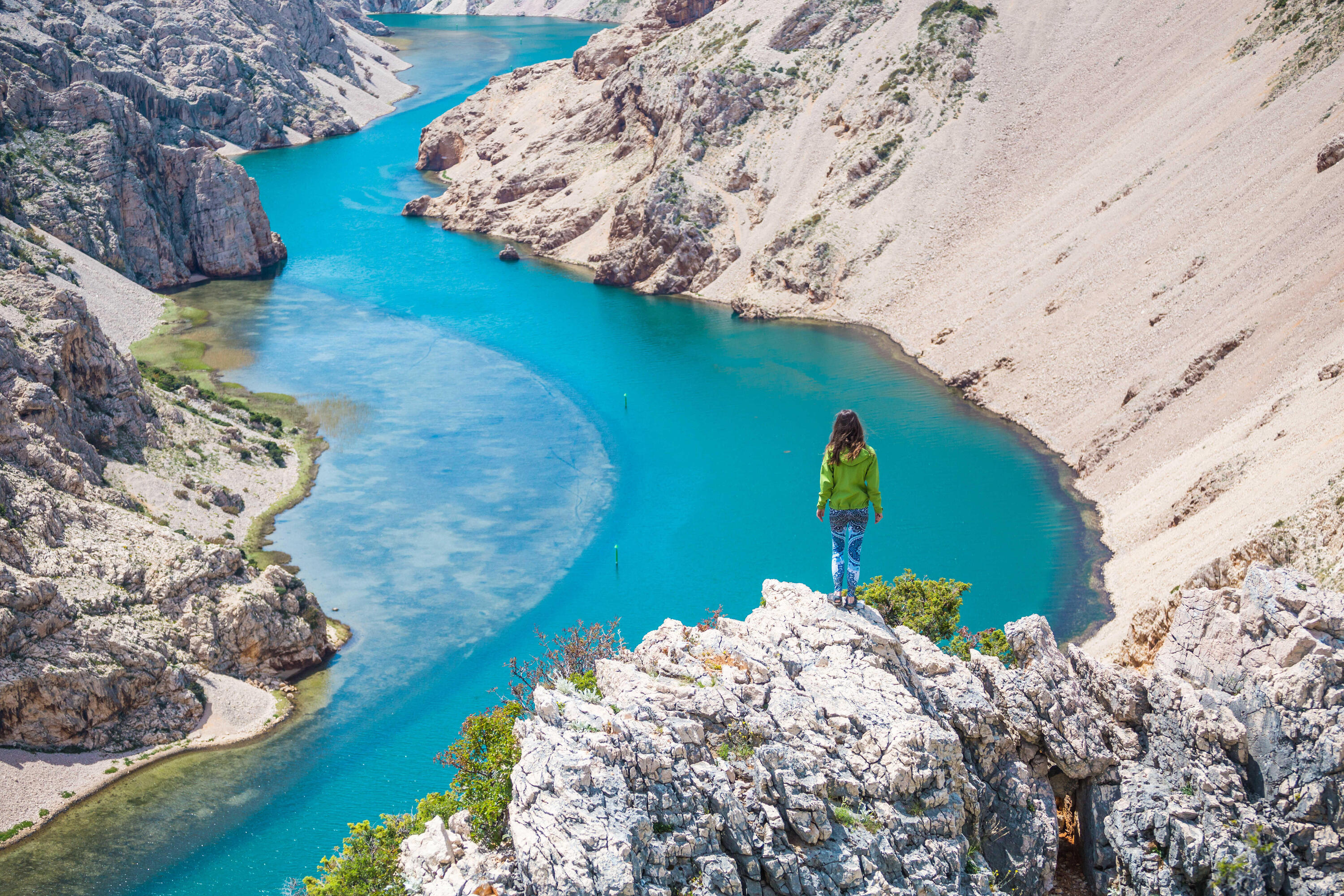 DECATHLON TRAVEL picture