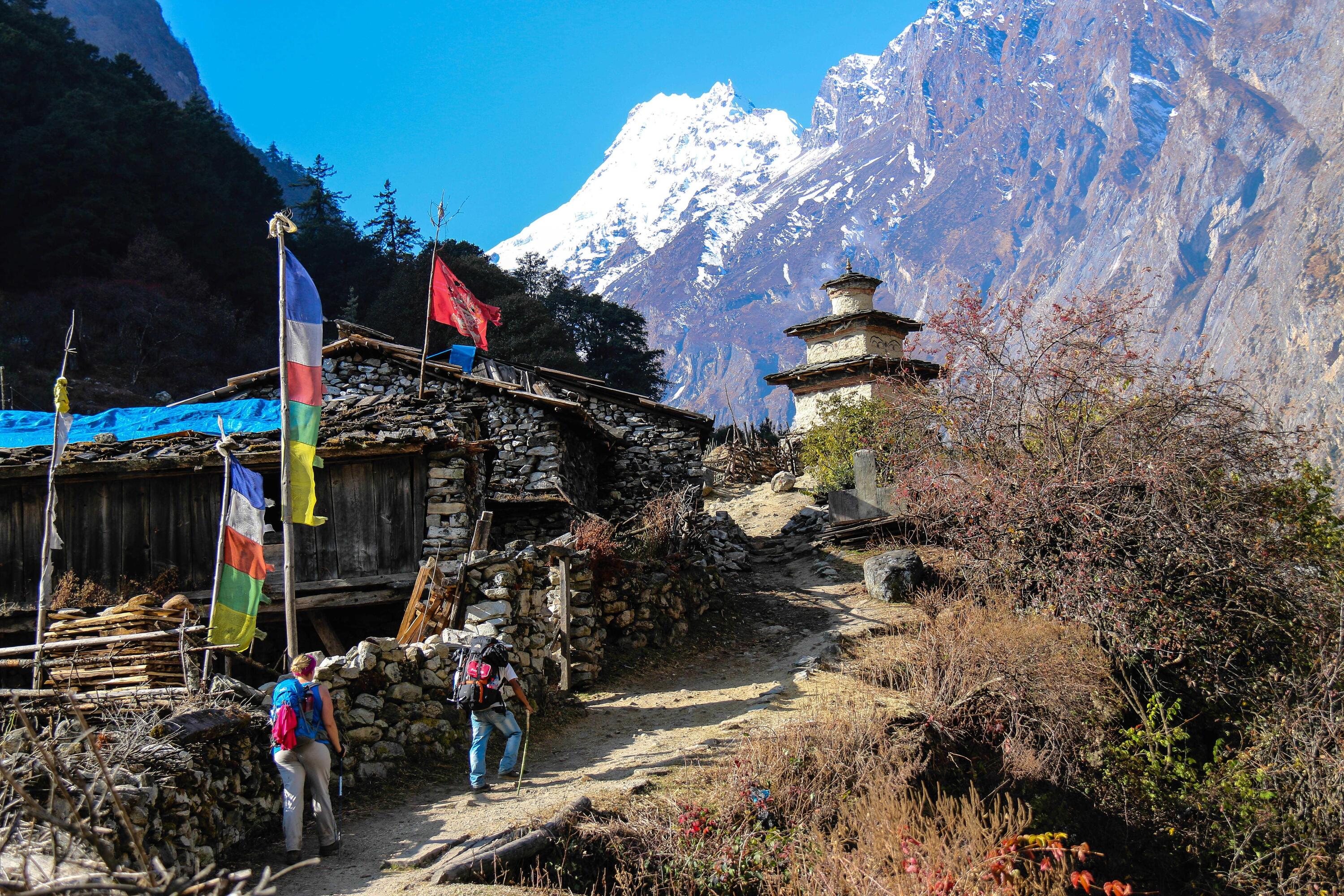 DECATHLON TRAVEL picture