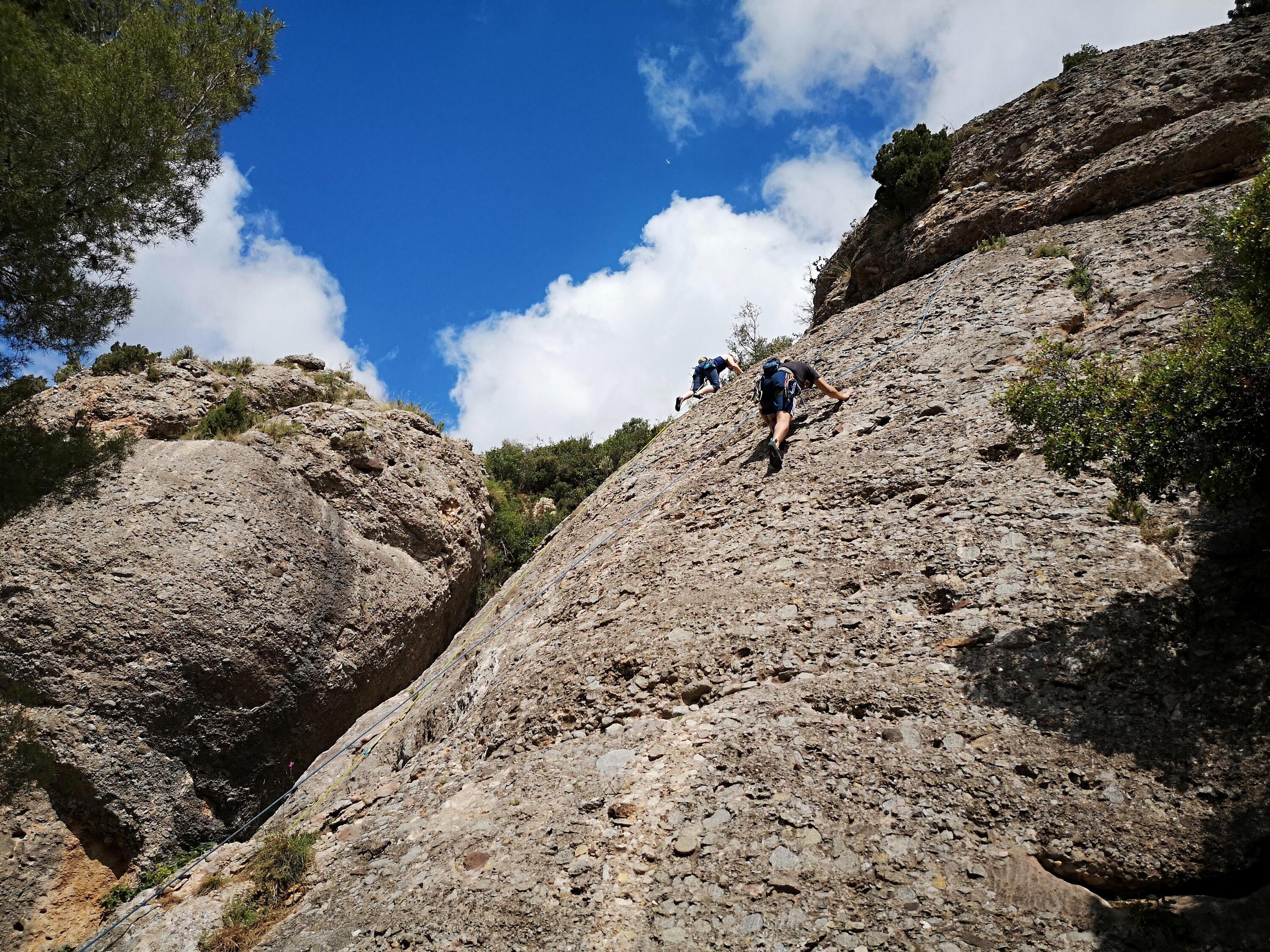 DECATHLON TRAVEL picture
