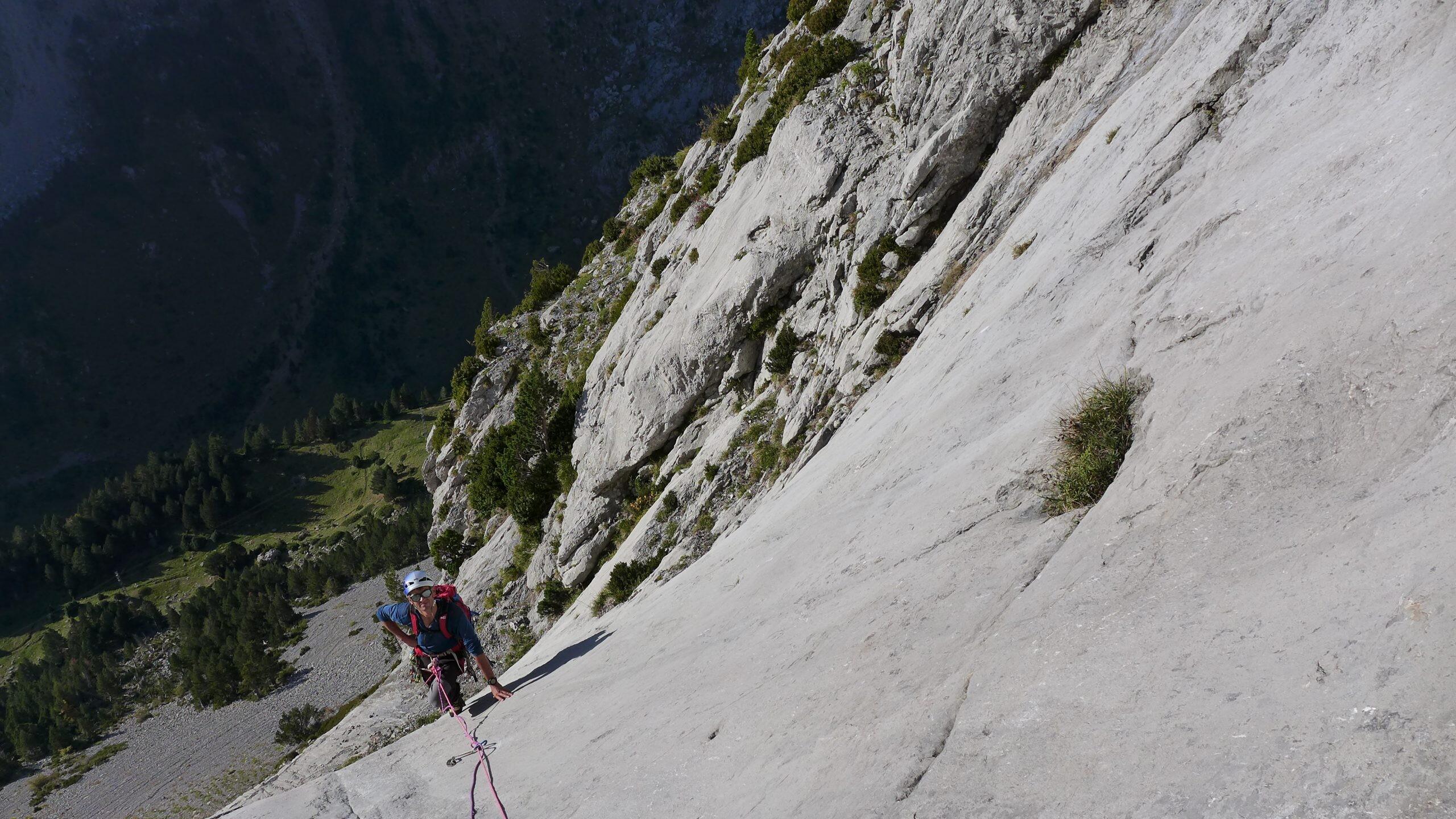 DECATHLON TRAVEL picture