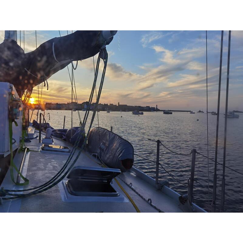 Découverte des îles de la mer d'Iroise et de la navigation en voilier