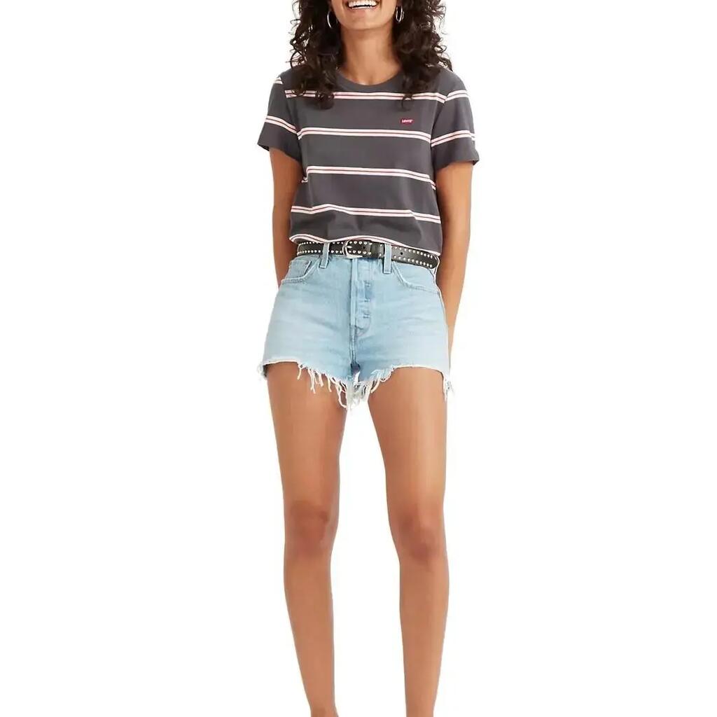 Shorts Levi's model 56327-0086 for women