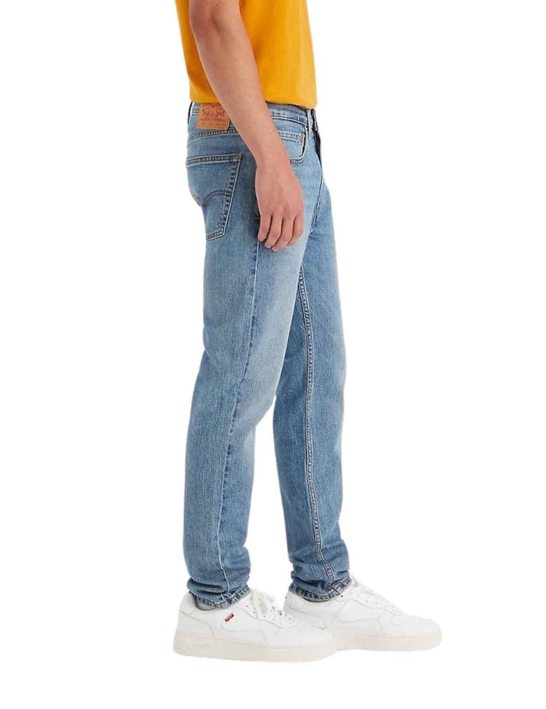 Pantalon pour homme Levis 515 slim taper bleu. 2/5