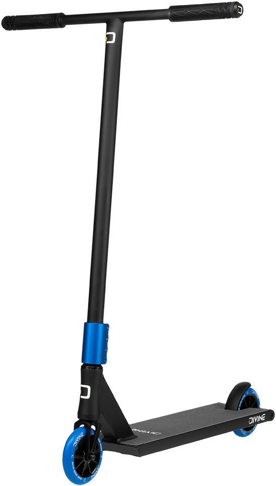 DIVINE Stunt Scooter Divine Nyx L blau