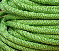 Corde dynamique Beal Stinger III 9,4 mm Unicore Dry Cover 80 m légère souple