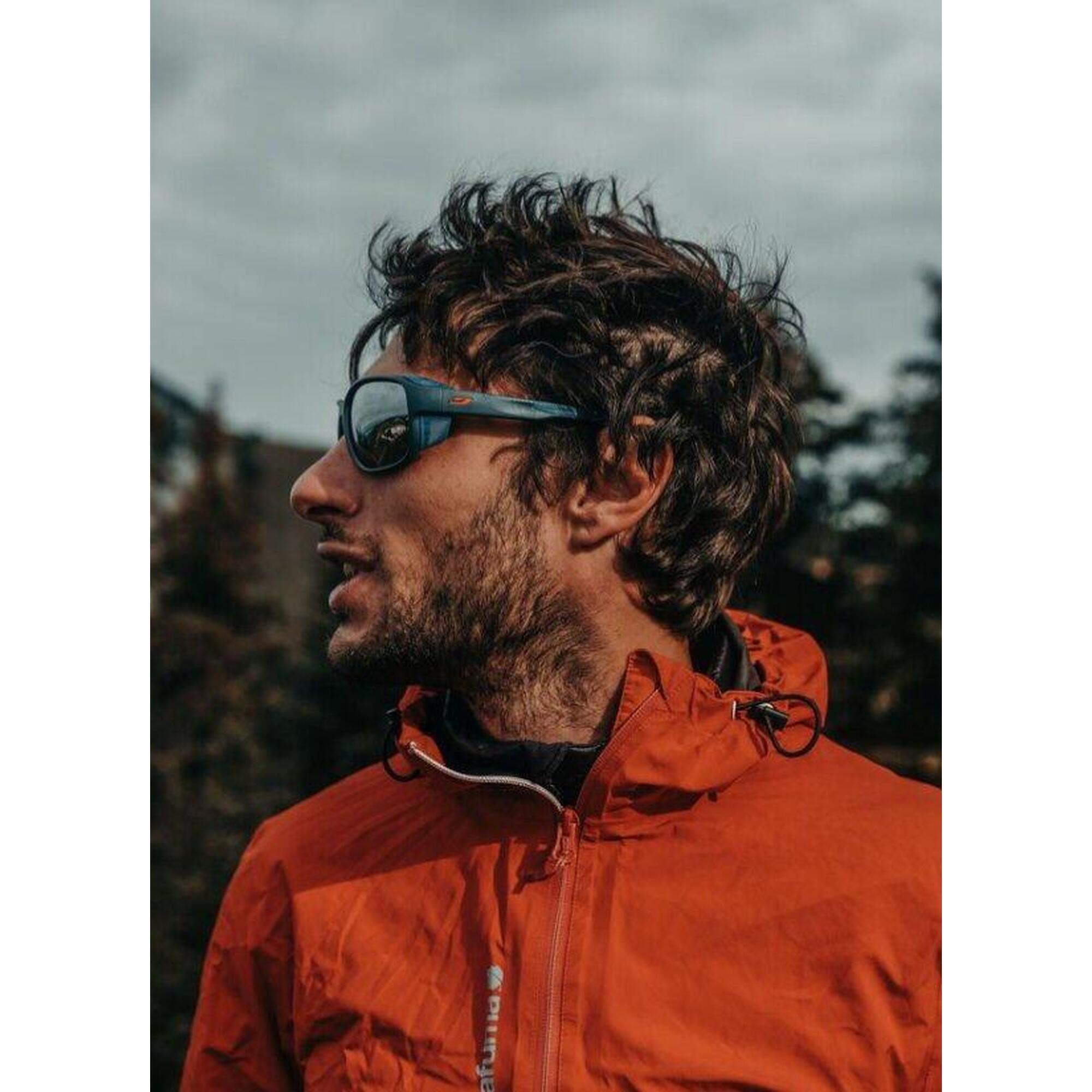 MONTEBIANCO 2.0 GRIS/ROUGE Cat 4 avec coques amovibles