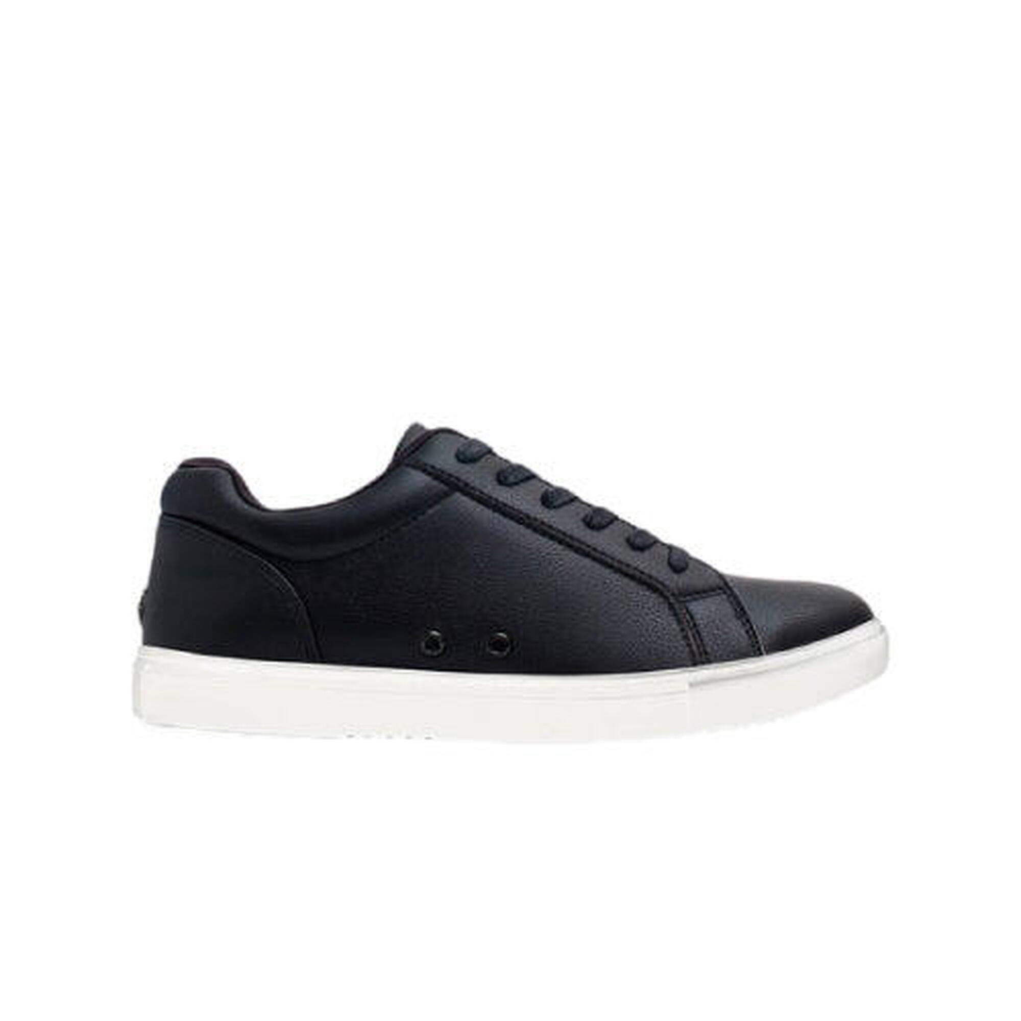 Fuego Low-Top Dance Sneakers in black/white