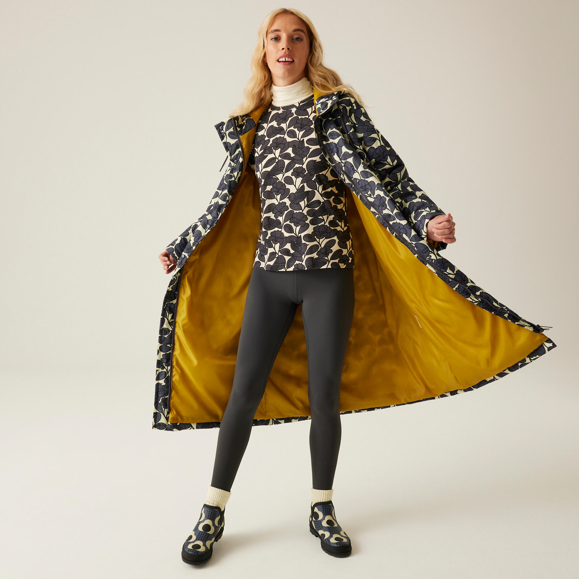 De Orla extra lange, casual, doorgestikte en gevoerde jas voor dames 3/5