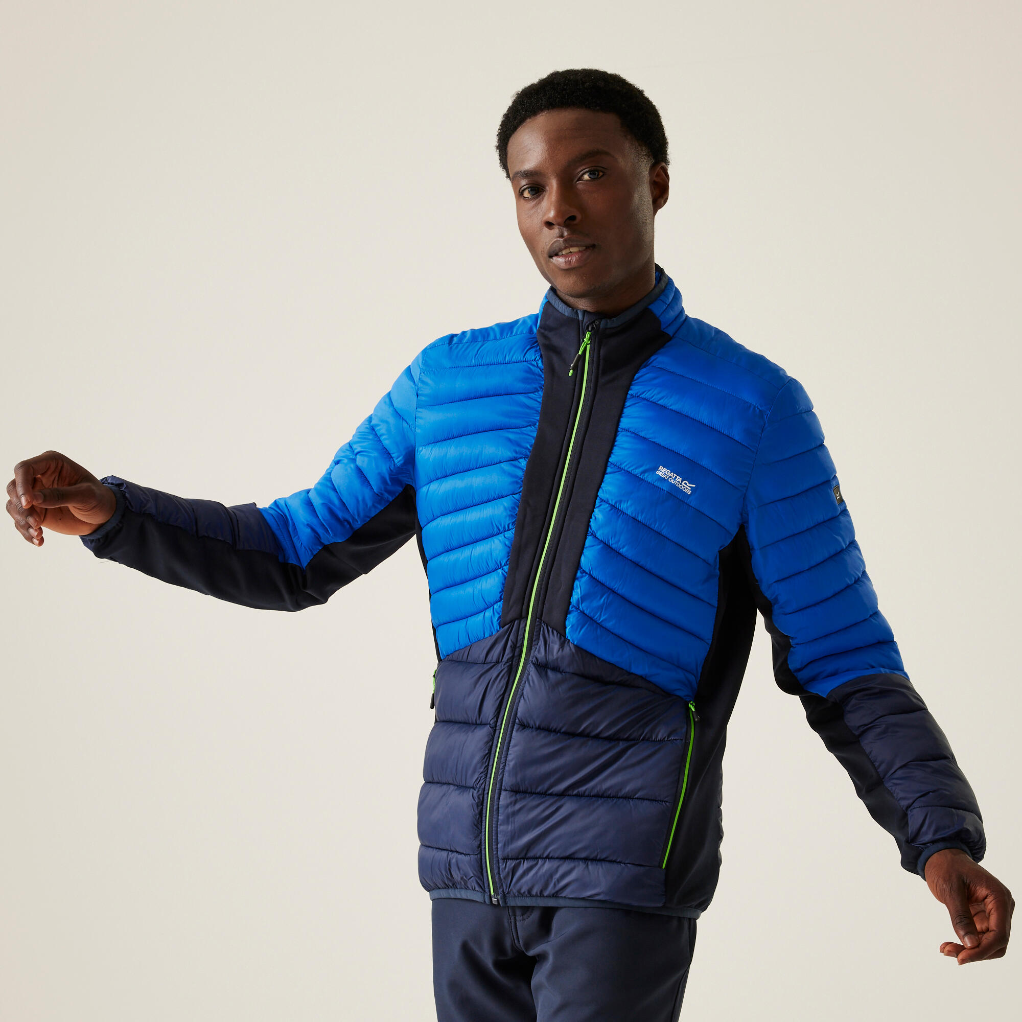 bleu baltique.