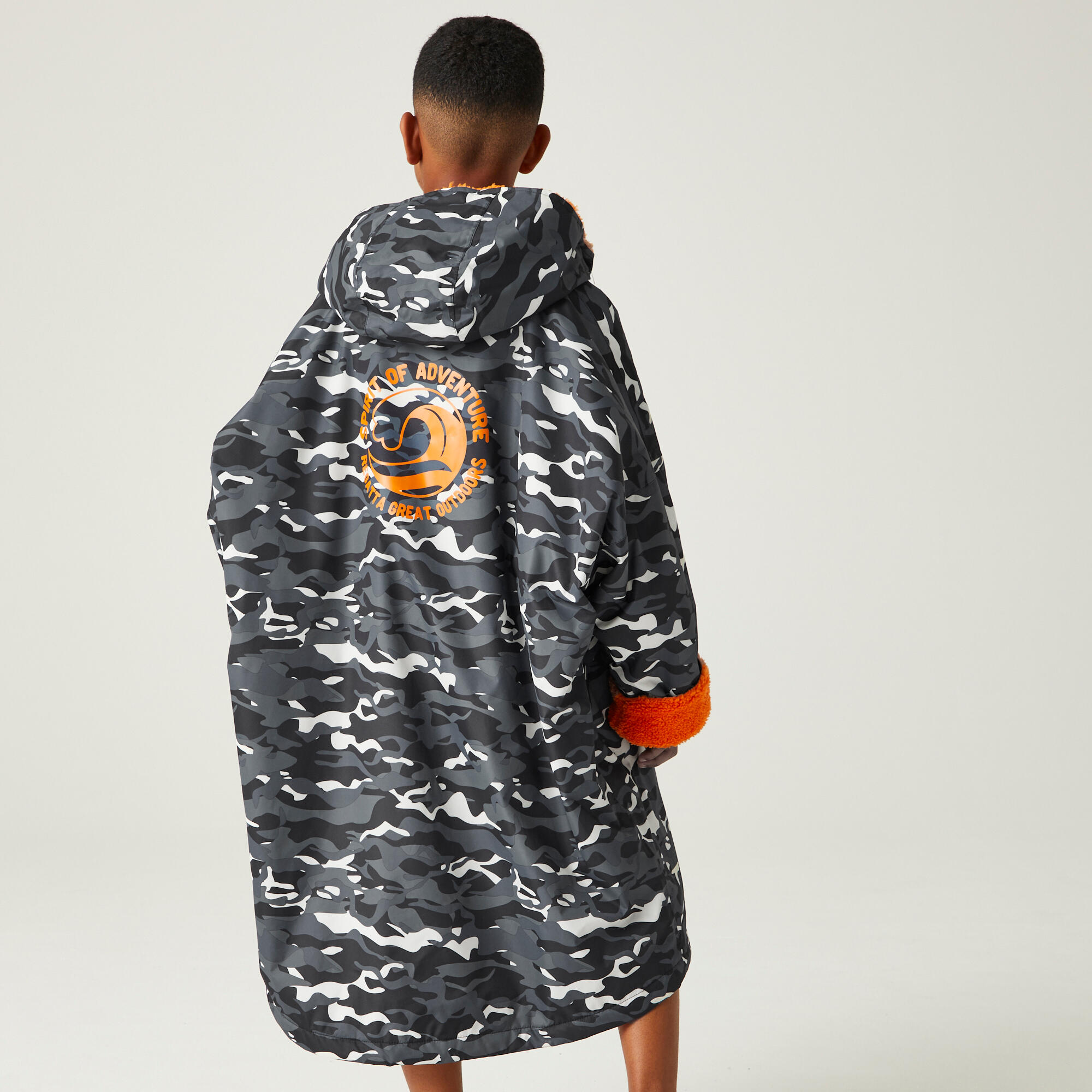 Kids Junior Waterproof Changing Robe 2/7