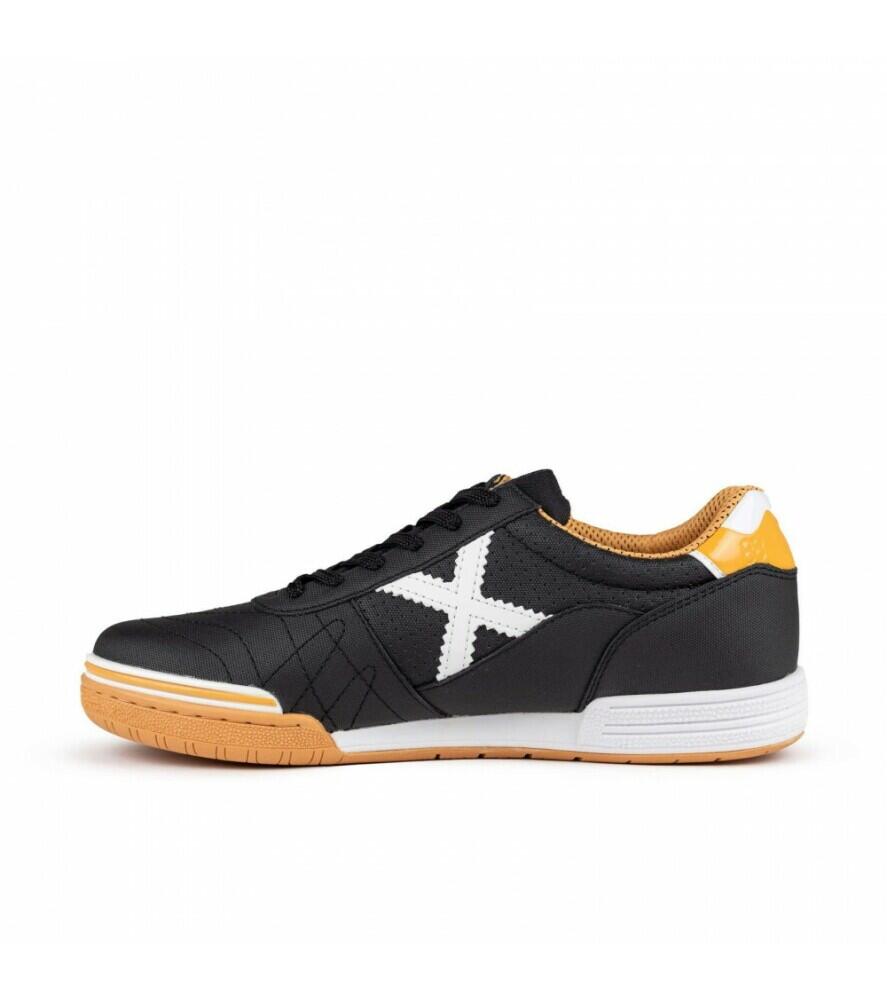 Scarpe da calcetto Munich modello 3111411 per uomini 2/5