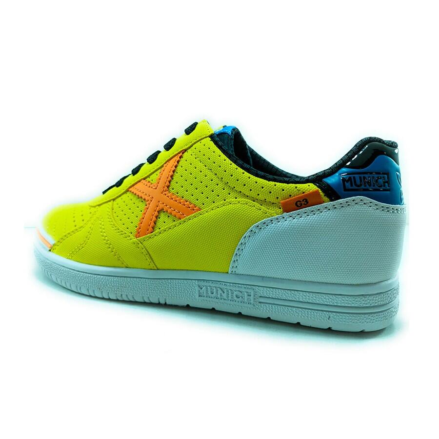Scarpe da calcetto Munich modello 1511419 per unisex ragazzi 4/5