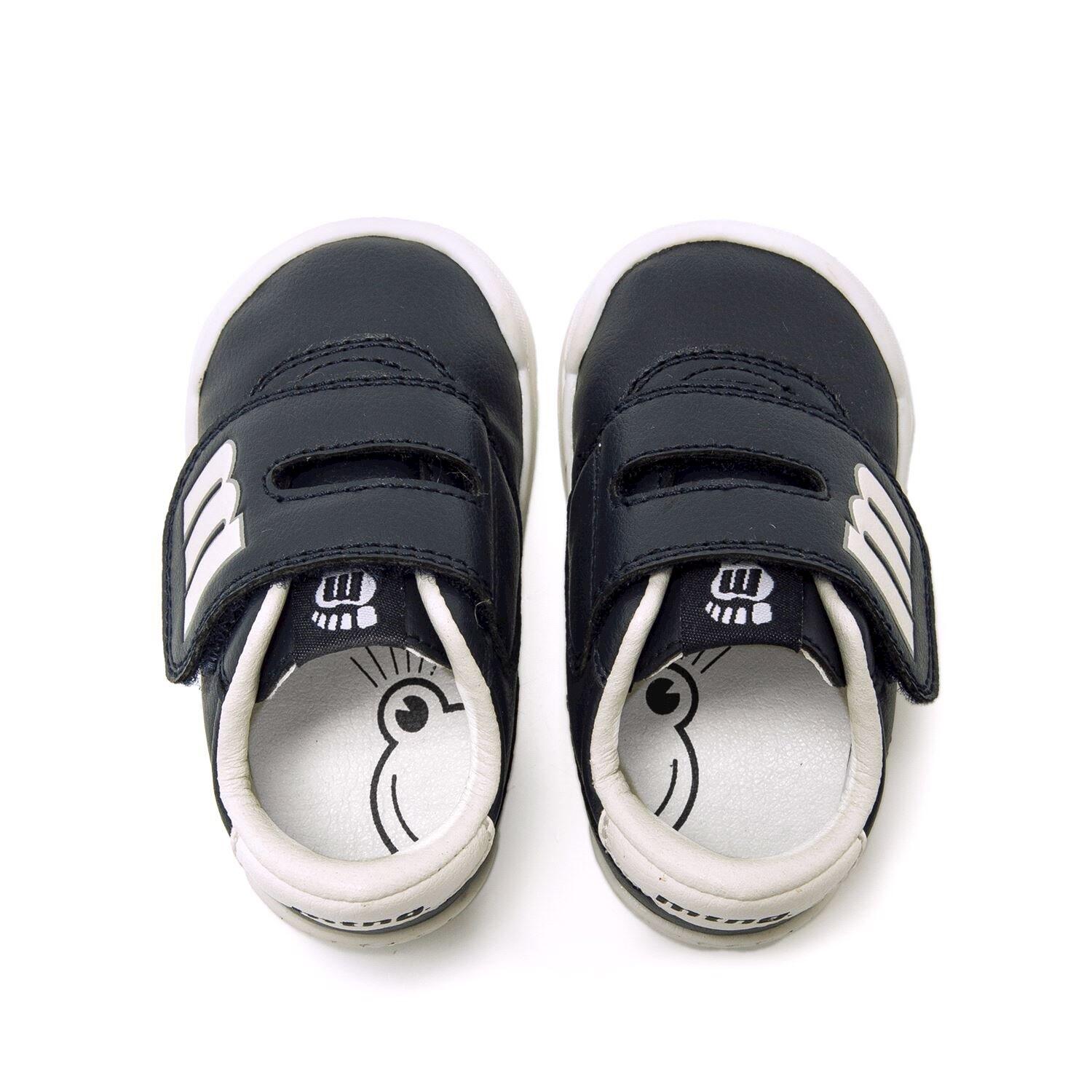 Scarpe Mustang modello 48909-C55160 per unisex ragazzi 4/7