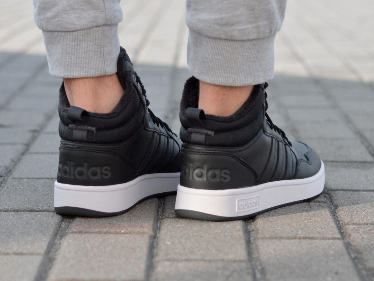 Turnschuhe Adidas Hoops 3.0 Mid Lifestyle 3/4