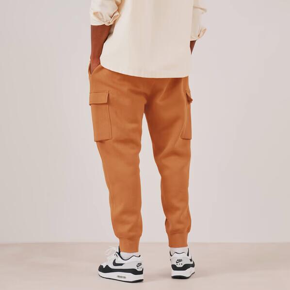 Pantalone uomo nike cargo club fleece - marrone 2/5