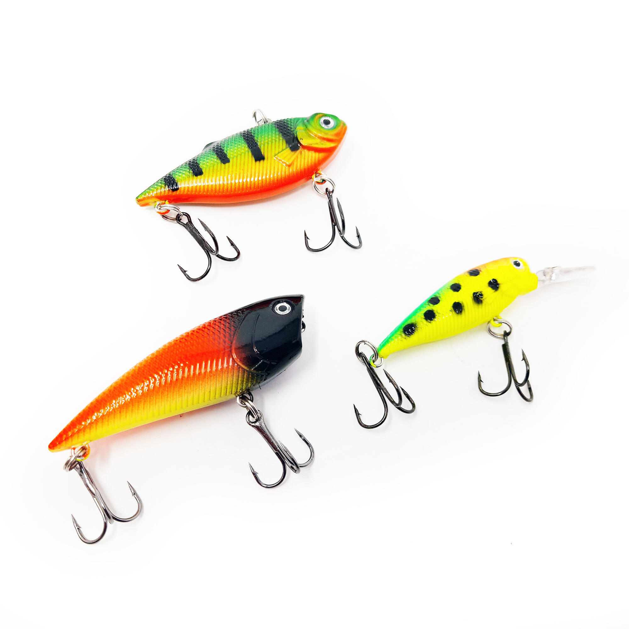 7 assorted rattling hardbait lures in a multi-section tackle box 4/5