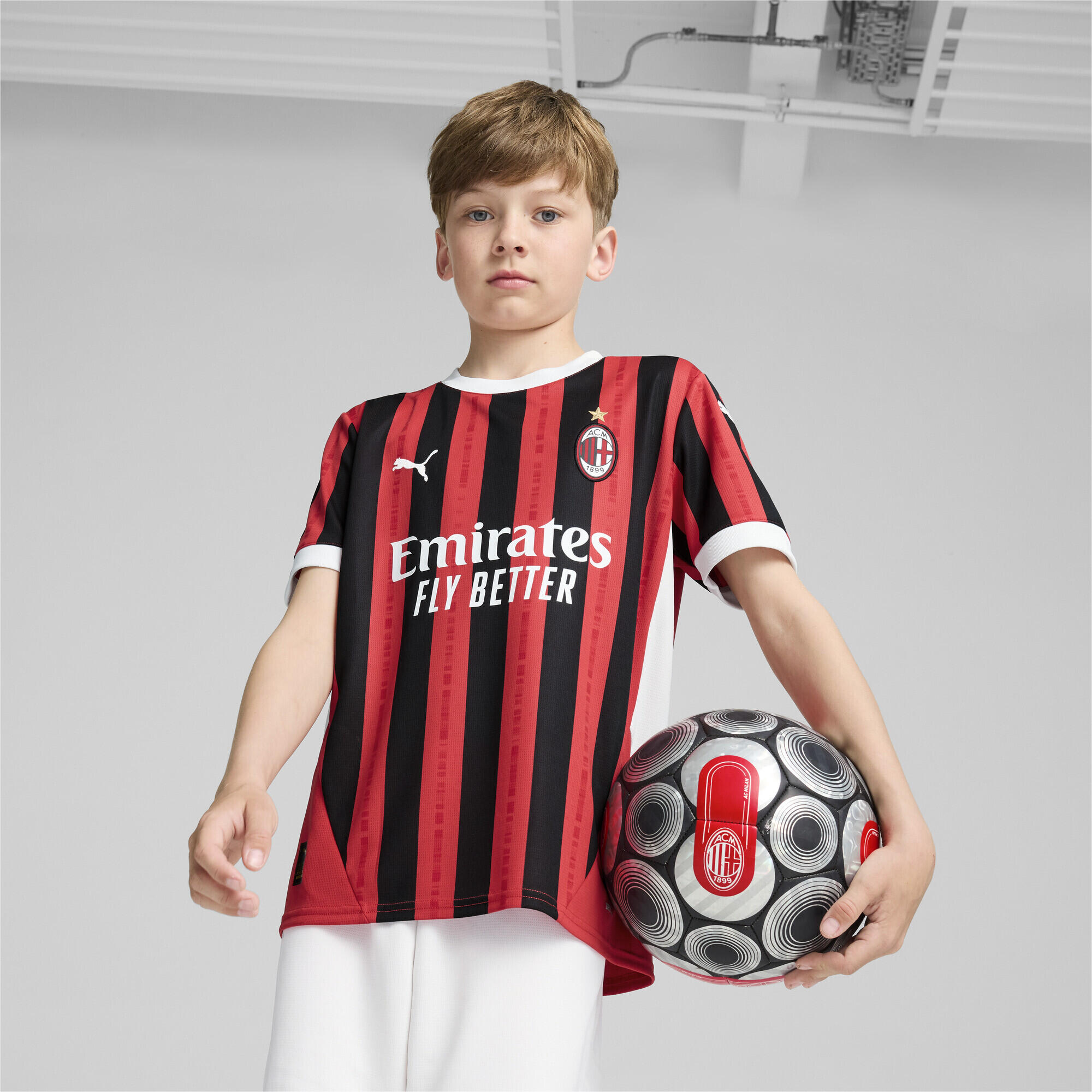 Maillot Home 24/25 AC Milan Enfant et Adolescent PUMA For All Time Red Black 2/7